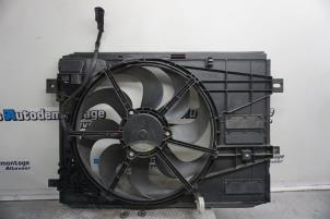 Begagnade Kylfläkt Peugeot 3008 II (M4/MC/MJ/MR) 1.2 12V e-THP PureTech 130 Pris € 150,00 Marginaltabell erbjuds av Boels Autodemontage