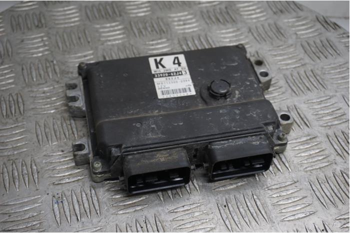 Used Engine management computer Suzuki Swift (ZA/ZC/ZD1/2/3/9) 1.5 VVT 16V Price € 125,00 Margin scheme offered by Boels Autodemontage