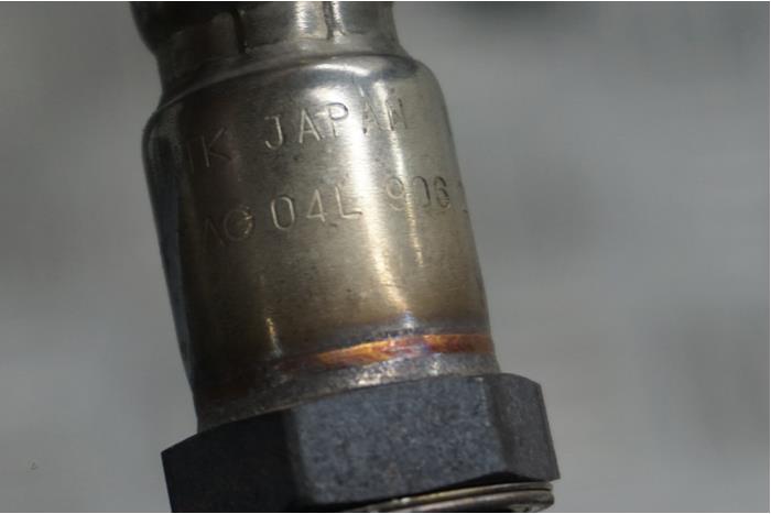 Lambda probe from a Volkswagen Passat Variant (3G5)  2015