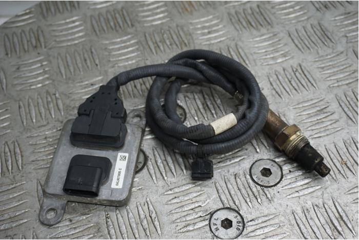 Usados Sensor Nox Volkswagen Passat Variant (3G5) Precio € 125,00 Norma de margen ofrecido por Boels Autodemontage
