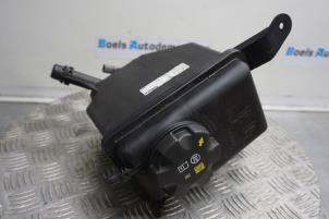 Usagé Réservoir d'expansion BMW 5 serie (E60) 545i 32V Prix € 35,00 Règlement à la marge proposé par Boels Autodemontage