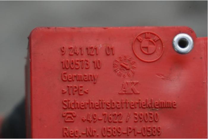 Batterisensor från en BMW 3 serie (F30) 330e 2016