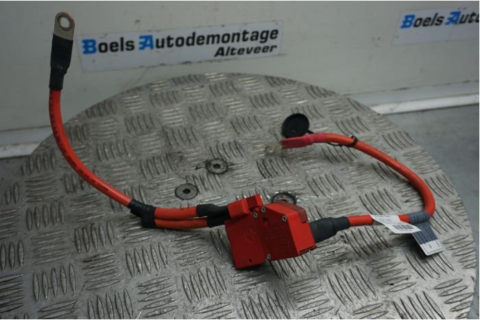 Begagnade Batterisensor BMW 3 serie (F30) 330e Pris € 45,00 Marginaltabell erbjuds av Boels Autodemontage