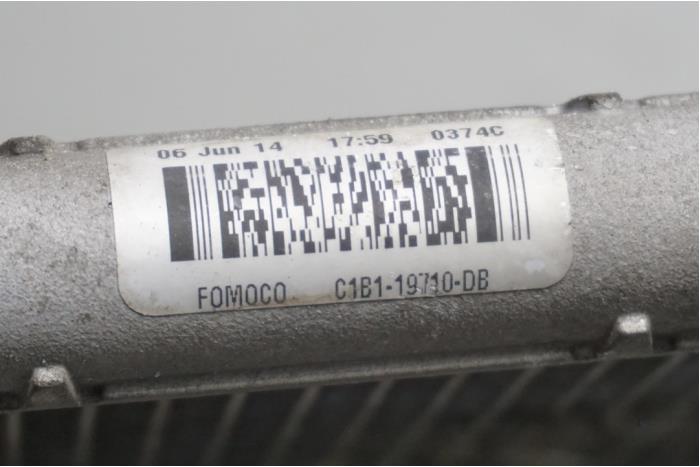 Klima Kondensor van een Ford Fiesta 6 (JA8) 1.0 EcoBoost 12V 100 2014