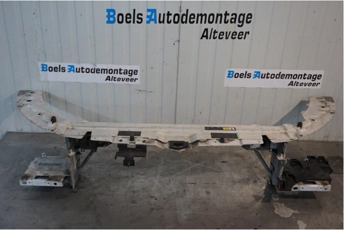 Begagnade Front Landrover Range Rover Evoque (LVJ/LVS) 2.2 SD4 16V 5-drs. Pris € 250,00 Marginaltabell erbjuds av Boels Autodemontage