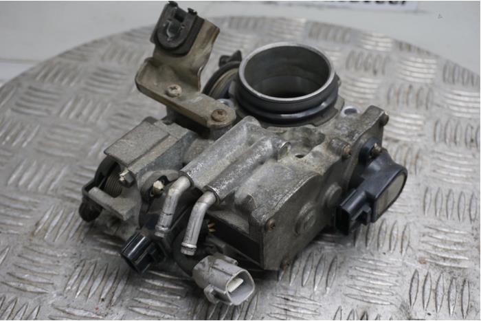 Gebrauchte Drosselklappengehäuse Lexus IS (E1) 200 2.0 24V Preis € 100,00 Margenregelung angeboten von Boels Autodemontage
