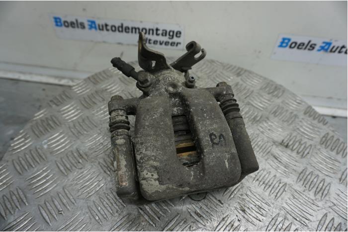 Gebrauchte Bremszange rechts hinten Opel Insignia Sports Tourer 2.0 CDTI 16V 120 ecoFLEX Preis € 40,00 Margenregelung angeboten von Boels Autodemontage