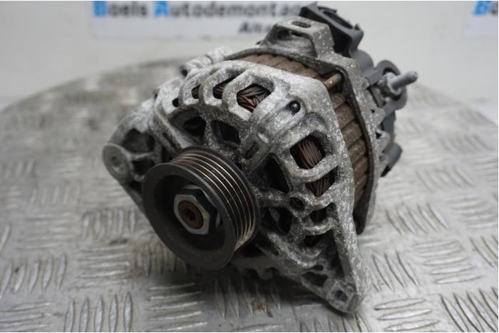 Gebrauchte Dynamo Hyundai i10 (F5) 1.0i 12V Preis € 35,00 Margenregelung angeboten von Boels Autodemontage