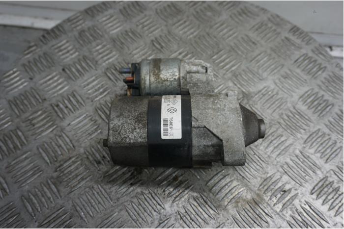 Begagnade Startmotor Renault Twingo II (CN) 1.2 16V Pris € 35,00 Marginaltabell erbjuds av Boels Autodemontage