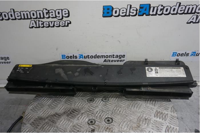 Begagnade Lufttratt Volkswagen Golf VII Variant (AUVV) 1.6 TDI 16V Pris € 45,00 Marginaltabell erbjuds av Boels Autodemontage