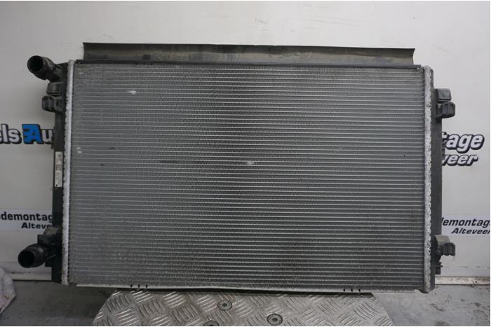 Gebrauchte Kühler Volkswagen Golf VII Variant (AUVV) 1.6 TDI 16V Preis € 40,00 Margenregelung angeboten von Boels Autodemontage