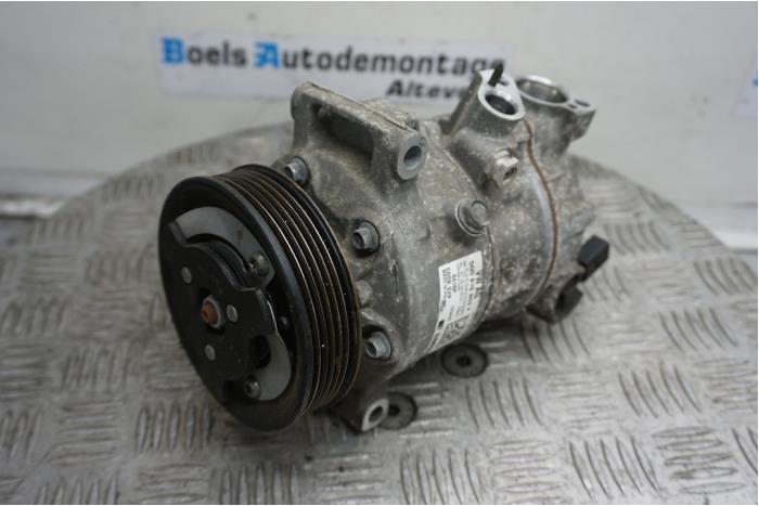 Usagé Pompe clim Volkswagen Golf VII (AUA) 2.0 GTI 16V Performance Package Prix € 50,00 Règlement à la marge proposé par Boels Autodemontage