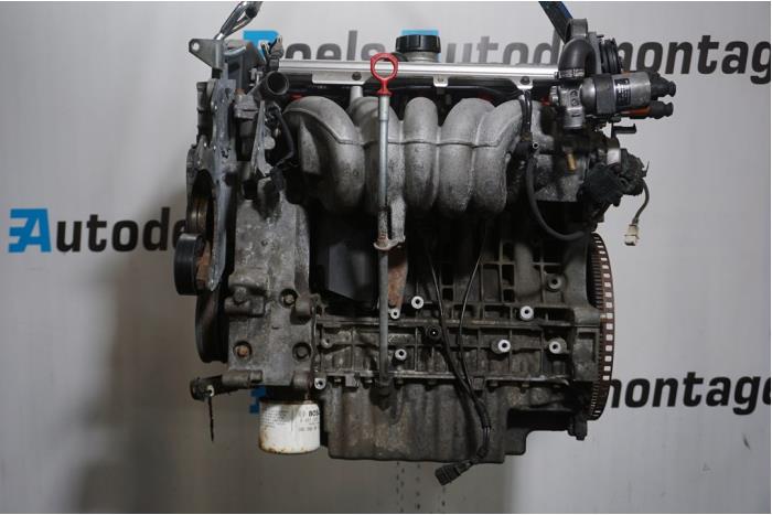 Engine Volvo V70 (GW/LW/LZ), 1997 / 2002 2.5 T Turbo 20V, Combi/o, Petrol, 2.435cc, 142kW (193pk), FWD, B5254T, 1996-04 / 2000-12, LW56 (Used)