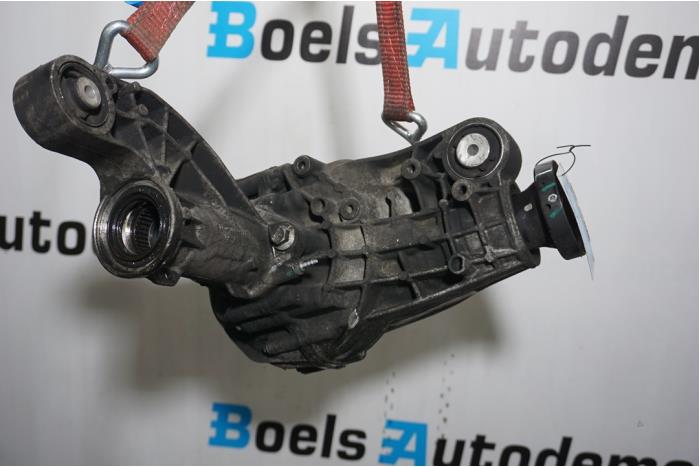 Begagnade Främre differential Mercedes ML II (164/4JG) 3.0 ML-320 CDI 4-Matic V6 24V Pris € 350,00 Marginaltabell erbjuds av Boels Autodemontage