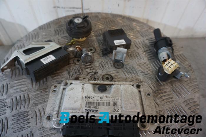 Used Ignition lock + computer Peugeot 107 1.0 12V Price € 150,00 Margin scheme offered by Boels Autodemontage