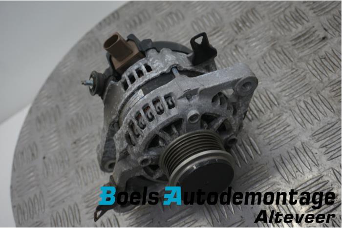 Used Dynamo Toyota Aygo (B40) 1.0 12V VVT-i Price € 45,00 Margin scheme offered by Boels Autodemontage