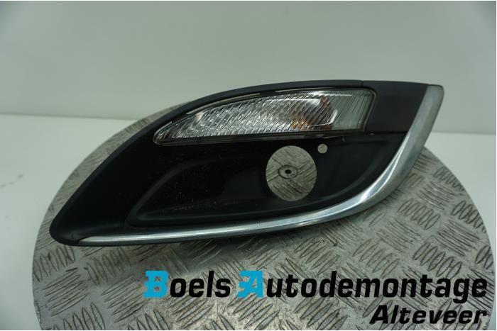 Begagnade Stötfångargrill Opel Astra J (PD5/PE5) 1.4 Turbo 16V Pris € 30,00 Marginaltabell erbjuds av Boels Autodemontage