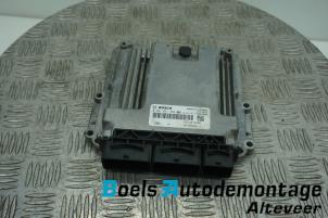 Engine management computer from a Renault Laguna III Estate (KT) 2.0 dCi 16V 175 FAP 2014
