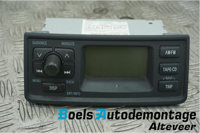 Begagnade Innerdisplay Toyota Yaris (P1) 1.3 16V VVT-i Pris € 45,00 Marginaltabell erbjuds av Boels Autodemontage
