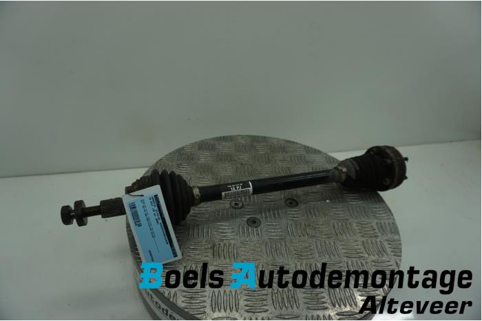 Gebrauchte Antriebswelle links vorne Volkswagen Golf V (1K1) 1.4 FSI 16V Preis € 35,00 Margenregelung angeboten von Boels Autodemontage