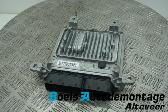 Used Engine management computer Mercedes E (C207) E-250 CDI,BlueTEC,d 16V Price € 115,00 Margin scheme offered by Boels Autodemontage
