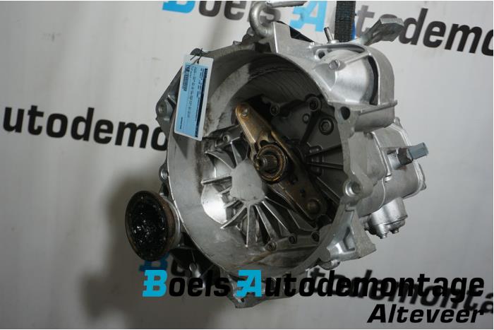 Getriebe Volkswagen Golf V (1K1), 2003 / 2010 1.4 TSI 122 16V, Fließheck, Benzin, 1.390cc, 90kW (122pk), FWD, CAXA, 2007-05 / 2008-11, 1K1 (Gebraucht)