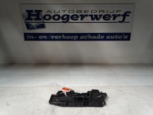 Used Front bumper bracket, right Renault Master IV (MA/MB/MC/MD/MH/MF/MG/MH) 2.3 dCi 16V Price € 29,04 Inclusive VAT offered by Autobedrijf Hoogerwerf