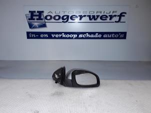 Używane Lusterko zewnetrzne prawe Opel Vectra C GTS 1.8 16V Cena € 35,00 Procedura marży oferowane przez Autobedrijf Hoogerwerf