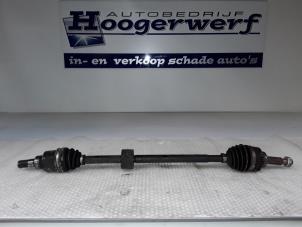 Usagé Arbre de transmission avant gauche Toyota Aygo (B10) 1.0 12V VVT-i Prix € 35,00 Règlement à la marge proposé par Autobedrijf Hoogerwerf
