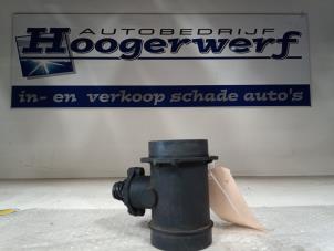 Usagé Compteur de masse d'air BMW 3 serie (E36/2C) 325i 24V Prix € 25,00 Règlement à la marge proposé par Autobedrijf Hoogerwerf