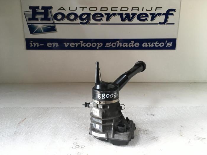 Usagé Pompe de direction Citroen C4 Grand Picasso (UA) 1.6 16V THP Sensodrive Prix € 150,00 Règlement à la marge proposé par Autobedrijf Hoogerwerf