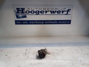 Usagé Distributeur de courant Volkswagen Golf IV (1J1) 1.4 16V Prix € 50,00 Règlement à la marge proposé par Autobedrijf Hoogerwerf
