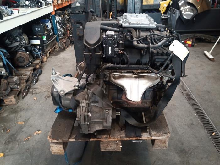 Engine from a Renault Twingo II (CN) 1.2 16V 2011