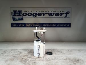 Used Electric fuel pump Chevrolet Spark 1.0 16V Bifuel Price € 70,00 Margin scheme offered by Autobedrijf Hoogerwerf