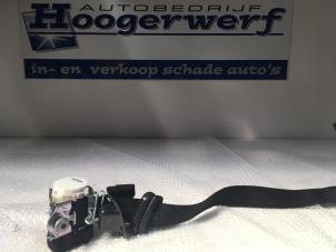 Used Set of seatbelt tensioners Ford Focus 1 Wagon 1.6 16V Price € 30,00 Margin scheme offered by Autobedrijf Hoogerwerf