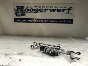 Gebrauchte Scheibenwischermotor + Mechanik Chevrolet Spark 1.0 16V Bifuel Preis € 35,00 Margenregelung angeboten von Autobedrijf Hoogerwerf