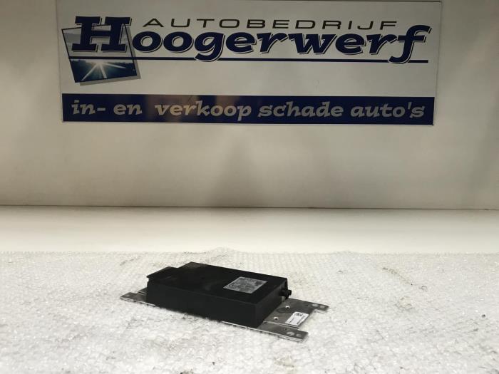 Usados Módulo Bluetooth BMW 3-Serie Precio € 100,00 Norma de margen ofrecido por Autobedrijf Hoogerwerf