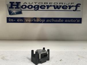 Usados Módulo de encendido Volkswagen Polo III (6N1) 1.6i 75 Precio € 30,00 Norma de margen ofrecido por Autobedrijf Hoogerwerf