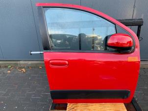 Gebrauchte Tür 4-türig rechts vorne Fiat Panda (312) 0.9 TwinAir Turbo 85 Preis € 150,00 Margenregelung angeboten von Autobedrijf Hoogerwerf