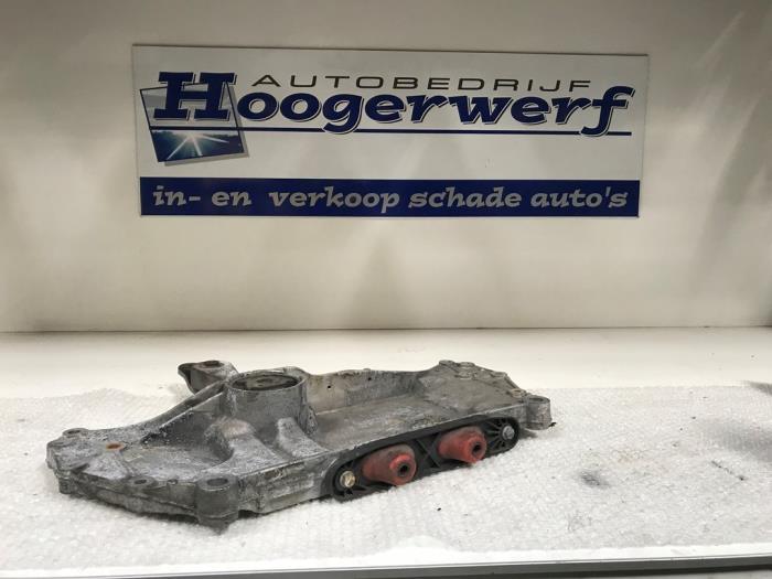 Subframe from a Volkswagen Scirocco (137/13AD) 2.0 R 16V 2010