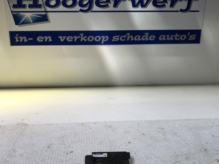 Used Cooling computer Toyota Yaris II (P9) 1.3 16V VVT-i Price € 30,00 Margin scheme offered by Autobedrijf Hoogerwerf