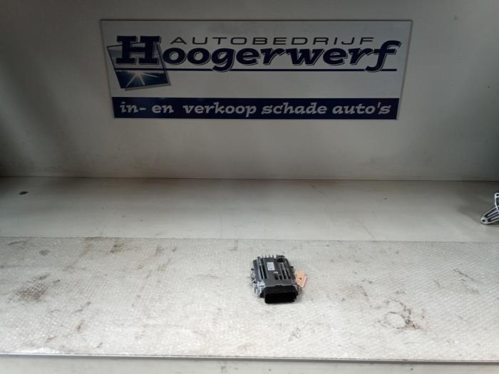 Usagé Ordinateur Adblue Mercedes S (W221) 3.0 S-350 BlueTec 24V Prix € 75,00 Règlement à la marge proposé par Autobedrijf Hoogerwerf