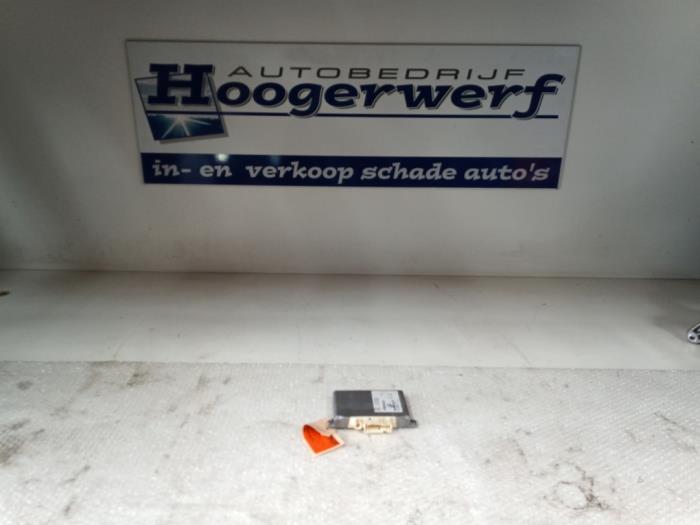 Usagé Ordinateur divers Mercedes S (W221) 3.0 S-350 BlueTec 24V Prix € 45,00 Règlement à la marge proposé par Autobedrijf Hoogerwerf