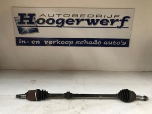 Used Front drive shaft, right Nissan Micra (K12) 1.2 16V Price € 50,00 Margin scheme offered by Autobedrijf Hoogerwerf