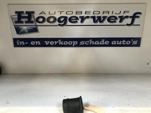 Usagé Dosimètre à air Volkswagen Passat (3B3) 2.0 20V Prix € 20,00 Règlement à la marge proposé par Autobedrijf Hoogerwerf