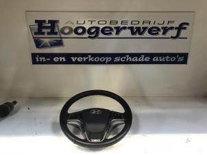 Używane Kierownica Hyundai i20 1.2i 16V Cena € 150,00 Procedura marży oferowane przez Autobedrijf Hoogerwerf