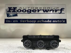 Usagé Commande chauffage Volkswagen Golf VII (AUA) 1.6 TDI BlueMotion 16V Prix € 50,00 Règlement à la marge proposé par Autobedrijf Hoogerwerf