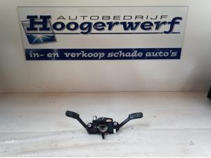 Usagé Commodo d'essuie glace Volkswagen Golf VII (AUA) 1.6 TDI BlueMotion 16V Prix € 30,00 Règlement à la marge proposé par Autobedrijf Hoogerwerf