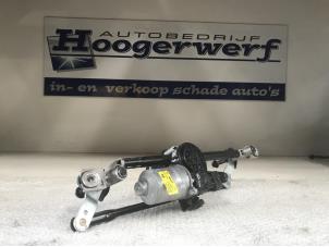Gebrauchte Scheibenwischermotor + Mechanik Hyundai i10 (B5) 1.0 12V Preis € 70,00 Margenregelung angeboten von Autobedrijf Hoogerwerf