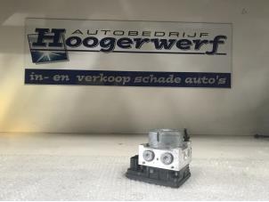 Usagé Bloc ABS Hyundai i10 (B5) 1.0 12V Prix € 70,00 Règlement à la marge proposé par Autobedrijf Hoogerwerf